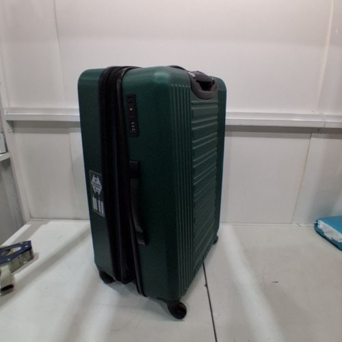 ATLANTIC ACCLAIM II LIGHTWEIGHT HARD-SIDE LARGE CHECKED LUGGAGE WITH TSA LOCKS - 28" - GREEN (MODEL: AL16774) image 4