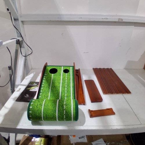 PALLADIUM GOLF PUTTING MAT - GREEN image 2