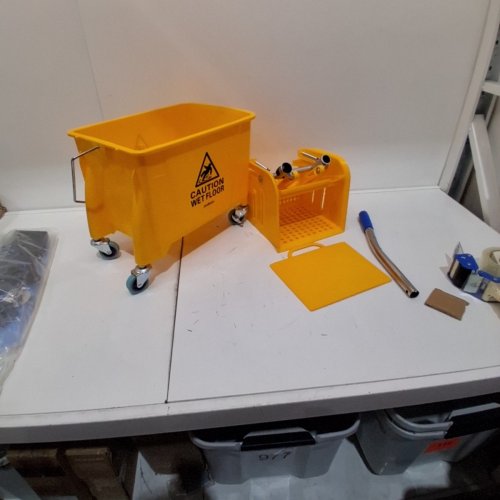 COMPACT COMMERCIAL MOP BUCKET WITH WET FLOOR SIGN ON WHEELS WITH WRINGER- 20L - YELLOW- (MODEL:CH50120) image 2