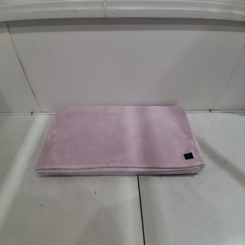 KATE SPADE PLUSH THROW BLANKET - 60" X 70" - PALE PINK (MODEL: 1859162) image 2