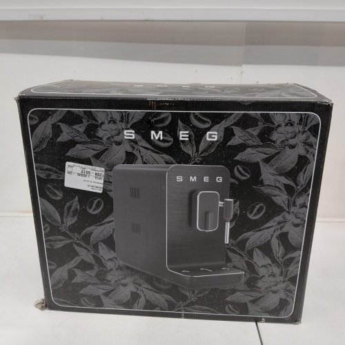 SMEG AUTOMATIC ESPRESSO COFFEE MACHINE - 10" X 19" - BLACK - (MODEL: BCC12FBMUS) image 5