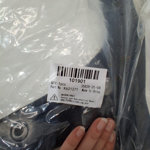 LEFT FRONT DRIVER SIDE CONTROL ARM WITH BALL JOINT - FOR 2010 - 2013 MAZDA 3 SERIES (MODEL: K621271) image 4