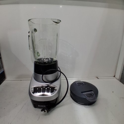 BLACK+DECKER POWERCRUSH MULTI-FUNCTION BLENDER WITH QUADPRO BLADE TECHNOLOGY AND ICE CRUSHING POWER - BLACK/SILVER (MODEL: BL1200) image 2