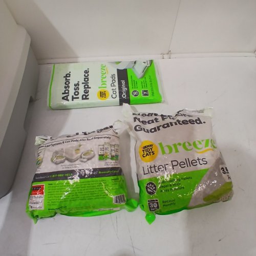 PURINA BREEZE TIDY CATS NON-CLUMPING LITTER SYSTEM WITH LITTER PELLETS & 4 LITTER PADS - EXTRA LARGE - WHITE/GREEN (MODEL: 00070230169488) image 4