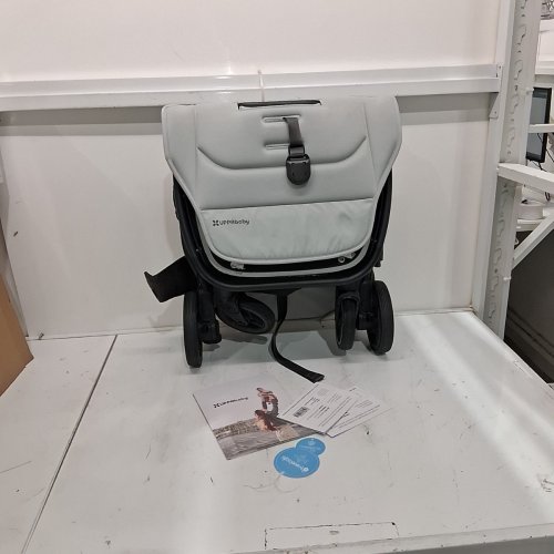 UPPABABY MINU V3 TRAVEL STROLLER - 41" X 34.5" - GREY (MODEL: 0802-MIN-CA) image 2