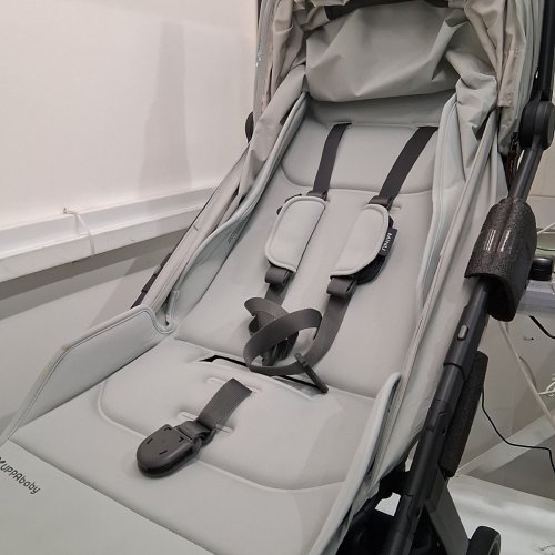 UPPABABY MINU V3 TRAVEL STROLLER - 41" X 34.5" - GREY (MODEL: 0802-MIN-CA) image 5