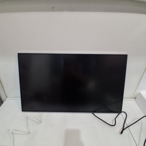 LG ULTRAFINE EVO CREATOR DISPLAY - 32" | 6K (6144X3256) | NANO IPS | THUNDERBOLT 5 | ADOBE RGB - SILVER - (MODEL: 32U990A) image 11