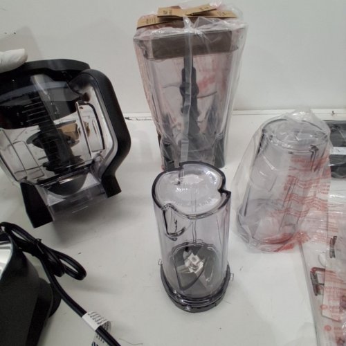 NINJA SUPRAPROFESSIONAL KITCHEN BLENDER - BLACK/SILVER (MODEL: BL780C) image 5