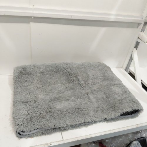 SHAG PLUSH AREA RUG WITH NON-SLIP BACKING - 4FT X 6FT - GREY image 2