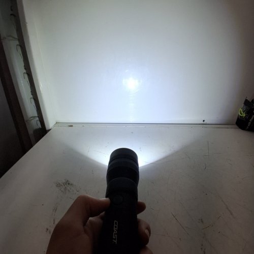 COAST G70 LED FLASHLIGHT - 850LM - BLACK image 2