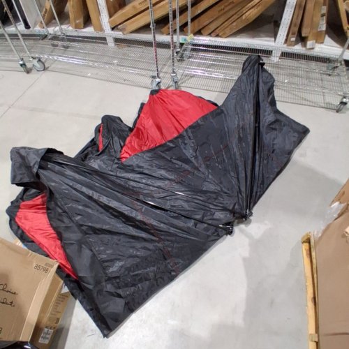 VEVOR PORTABLE POP UP ICE FISHING SHELTER FOR 6-8 PEOPLE - RED AND BLACK (MODEL: YL130X130X78INCH-6) image 2
