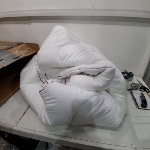 TOPTOPPER COOLING MATTRESS TOPPER PAD - QUEEN (60" X 80" X 16") - WHITE\RED image 2