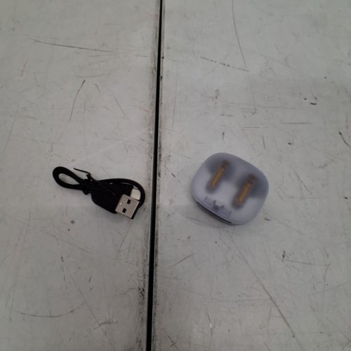 ONN MINI STICKS WIRELESS BLUETOOTH EARBUDS WITH NOISE CANCELING - CLEAR/WHITE image 3