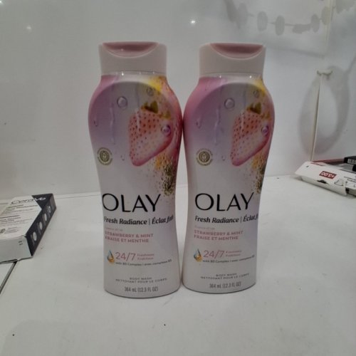2 OLAY STRAWBERRY & MINT BODY WASH - 364 ML EACH image 4