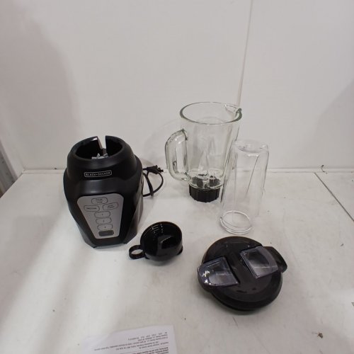 BLACK+DECKER DIGITAL BLENDER WITH PERFECTPOUR GLASS JAR & SINGLE SERVE SIP CUP - 700W, 24 OZ- BLACK (MODEL: BL2307GBC) image 3