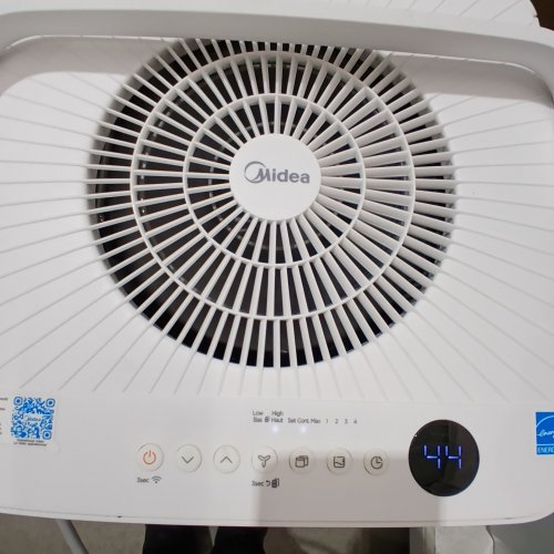 MIDEA CUBE 50 PINT SMART WIFI DEHUMIDIFIER - 4500 SQ. FT - WHITE (MODEL: MAD50S1QWT-A) image 2
