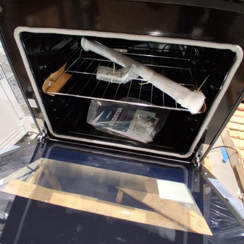 ELEMENT ELECTRIC RANGE WITH ADJUSTABLE OVEN RACK - 5.0 CU. FT - 30" - STAINLESS STEEL / BLACK (MODEL:EECR34MES-CA) image 3