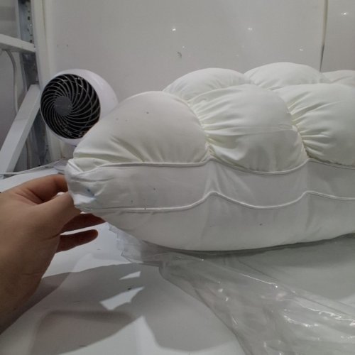MELLOW COOLING CLOUD DESIGN PUFF PILLOW - REGULAR 20" X 26" - WHITE image 3