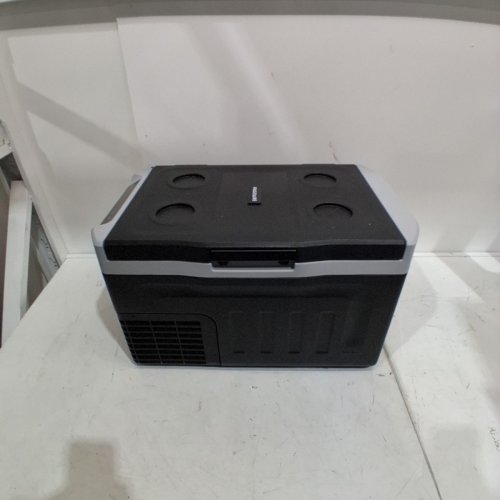 FRIGIDAIRE PORTABLE CONVERTIBLE COMPRESSOR REFRIGERATOR/FREEZER - 21 L / 22.2 QT - BLACK (MODEL: EFRCC210-BLACK) image 2