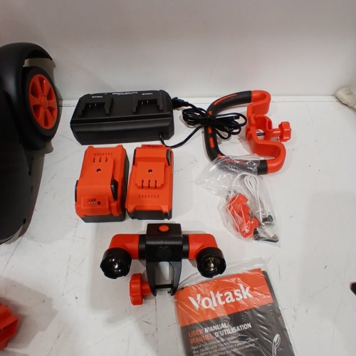VOLTASK CORDLESS CORDLESS SNOW BLOWER WITH 2 BATTERIES & CHARGER - 16" - 48V - BLACK/ORANGE (MODEL: CSS004-160OR-CAVK/CSS004-160) image 4