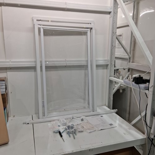 BEENBKKS NO DRILL PRESSURE MOUNTED TRANSPARENT ACRYLIC EXTRA TALL ANTI-CLIMB CLEAR PET BARRIER - 27.5" X 31"- WHITE -(MODEL: EV1099) image 2