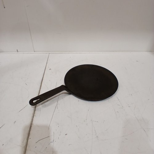 TFAL MAHARAJA CAST IRON FLAT TAWA COOL TOUCH HANDLE AND INDUCTION SAFE - 10.5" - BLACK (MODEL: ‎T211T02) image 2