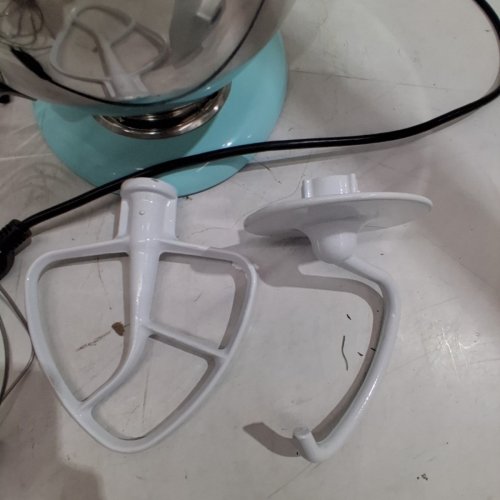KITCHENAID ARTISAN® SERIES TILT-HEAD STAND MIXER WITH POURING SHIELD & MIXING ARMS - 5QT - ICE BLUE (KSM150PSIC) image 4
