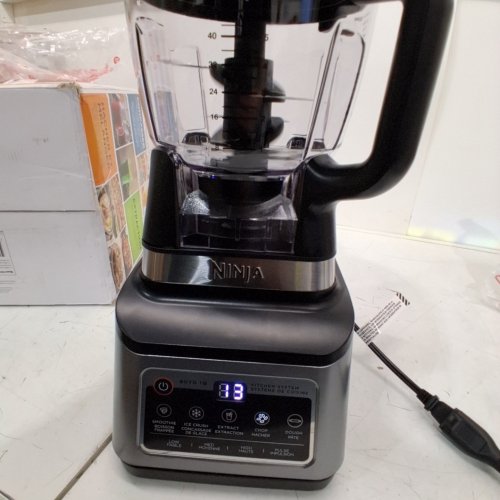NINJA PROFESSIONAL PLUS AUTO-IQ 3-IN-1 BLENDER KITCHEN SYSTEM - 1400W - 72OZ/32OZ - BLACK/GREY (MODEL: BN801C) image 2