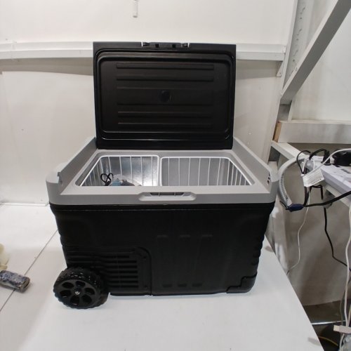 EUHOMY PORTABLE ELECTRIC REFRIGERATOR - 35L CAPACITY - BLACK (MODEL: CFB-35) image 4