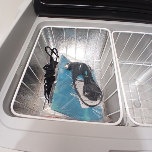 EUHOMY PORTABLE ELECTRIC REFRIGERATOR - 35L CAPACITY - BLACK (MODEL: CFB-35) image 5
