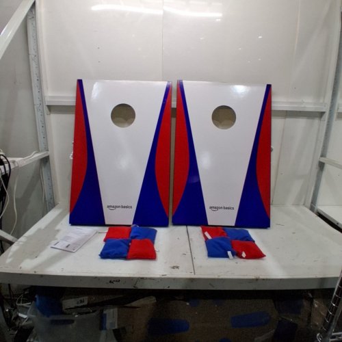 AMAZON BASICS OUTDOOR WOODEN CORNHOLE SET - 35.4" X 23.6" - RED / WHITE / BLUE image 2