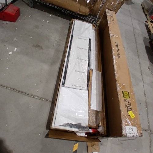 ALLEWIE FLUTED PLATFORM BED FRAME - 81.9" X 77.3" X 44.5" - KING - WHITE (MODEL: KBDTWR003) image 3