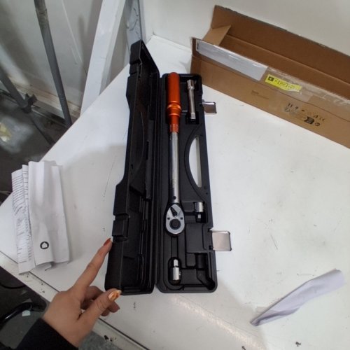 VEVOR ADJUSTABLE TORQUE WRENCH SET, MECHANICAL DUAL RANGE SCALES TORQUE WRENCH KIT - 1/2" - 10-150FT.LB - ORANGE - image 2