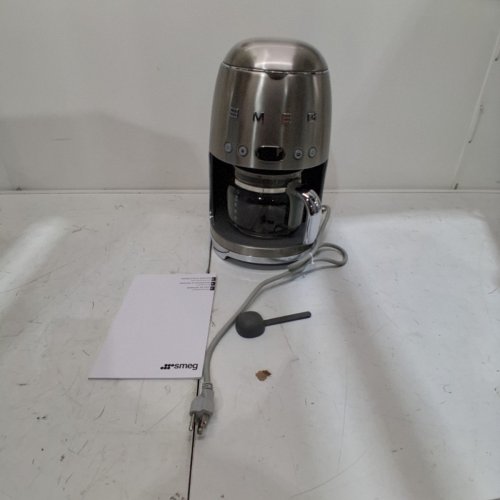 SMEG 50'S RETRO STYLE DRIP FILTER COFFEE MACHINE- 10 CUP CAPACITY - STAINLESS STEEL (MODEL: DCF02SSUS) image 3