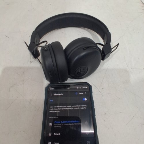 JLAB AUDIO STUDIO WIRELESS BLUETOOTH ON-EAR HEADPHONES - BLACK (MODEL: AFCHBASTUDIORBLK4) image 2