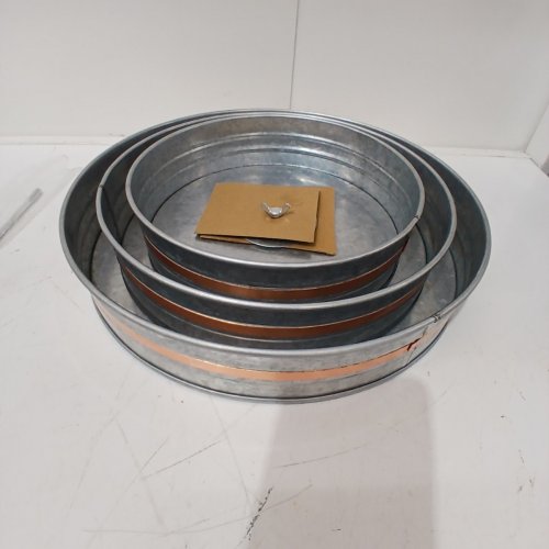 CEDILIS 3-TIER GALVANIZED SERVING STAND FOR CAKE / DESSERT - 12" X 19" - STEEL/BRONZE image 2
