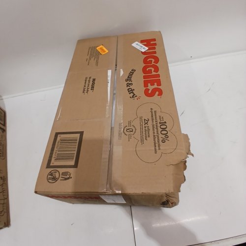 210PK HUGGIES SNUG AND DRY DIAPERS - SIZE 3 - WHITE image 3