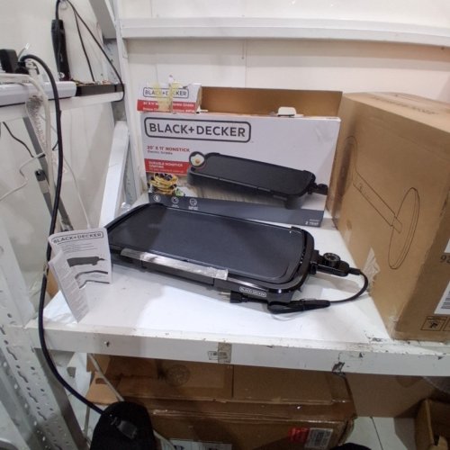 BLACK + DECKER FAMILY SIZED CORDED ELECTRIC GRIDDLE - 20" X 11" - BLACK (MODEL: GD2011BC) image 4