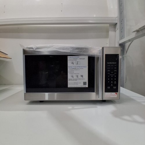 HAMILTON BEACH STAINLESS STEEL MICROWAVE - 0.7 CU FT - 700 WATTS WITH 10 POWER LEVELS (MODEL: EM720CPN-SS) image 4