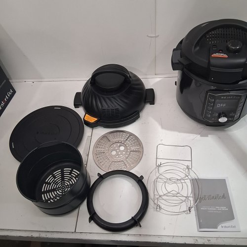 INSTANT POT 11-IN-1 MULTI-USE PRO CRISP + AIR FRYER PRESSURE COOKER - 8 QT. CAPACITY - BLACK image 5