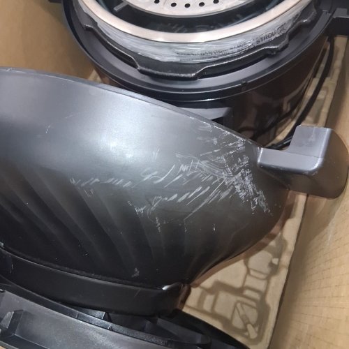 INSTANT POT 11-IN-1 MULTI-USE PRO CRISP + AIR FRYER PRESSURE COOKER - 8 QT. CAPACITY - BLACK image 11