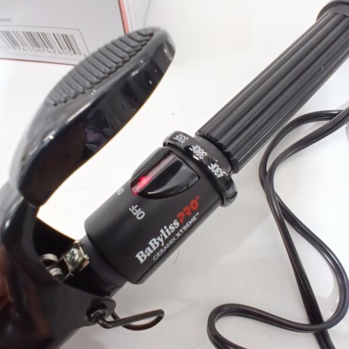 BABYLISS PRO CERAMIX XTREME 1.25" CERAMIC CURLING IRON BLACK image 2