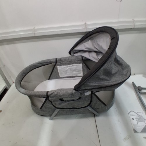 SAFETY 1ST NAP AND GO ROCKING BASSINET WITH TRAVEL BAG image 9