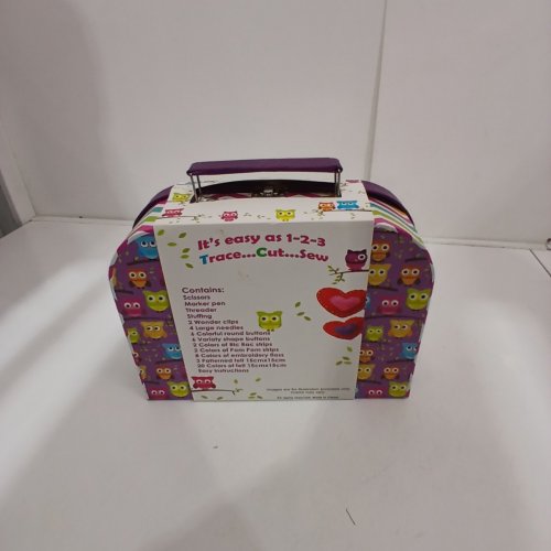 SEW SIMPLY BY ARTIKA CHILDREN'S BEGINNER SEWING KIT image 3