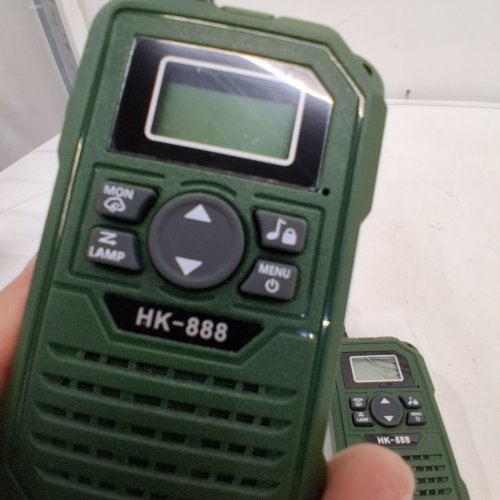 2PK WALKIE TALKIE SET - 22 CHANNELS - GREEN (MODEL: HK-888) image 3