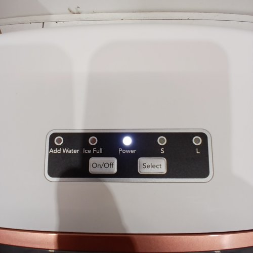FRIGIDAIRE RETRO STYLE COMPACT ICE CUBE MAKER - 26 LBS/DAY - WHITE / ROSE GOLD (MODEL: EFIC512-RGWHITE image 2
