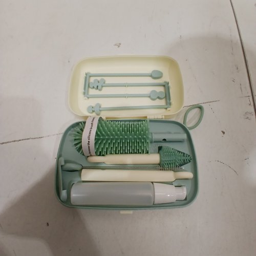MOMCOZY 7-IN-1 BOTTLE CLEANING KIT - SILICONE BRUSH, NIPPLE BRUSH, STRAW BRUSH, SOAP DISPENSER, DRYING RACK - GREEN image 2
