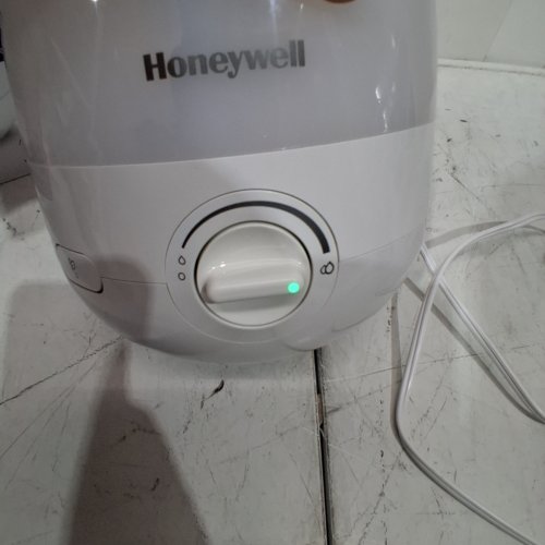 HONEYWELL MINI MIST COOL HUMIDIFIER WITH OIL TRAY - 1.9L - WHITE - (MODEL: HUL525WCV1) image 2