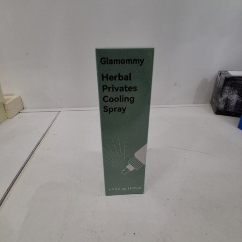 GLAMOMMMY HERBAL PRIVATES INTIMATE COOLING SPRAY - 100 ML image 2