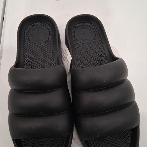WOMEN'S TOTES SLIDE SANDALS - SIZE 7 - BLACK image 2